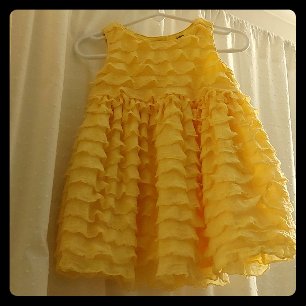 Baby Gap fluttery yellow dress